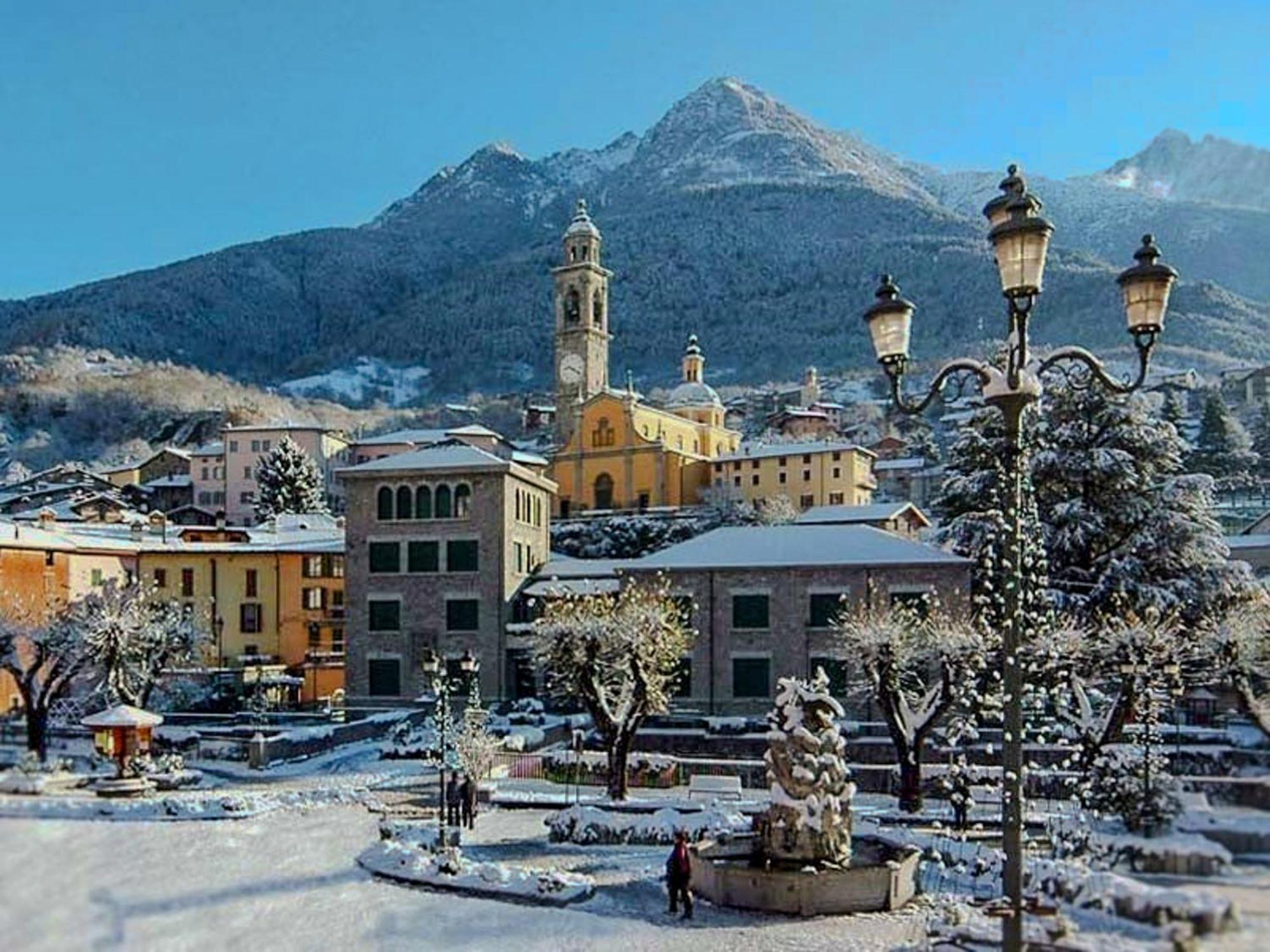 Appartamenti Edolo - A 20 Minuti Da Ponte Di Legno E Aprica Luaran gambar